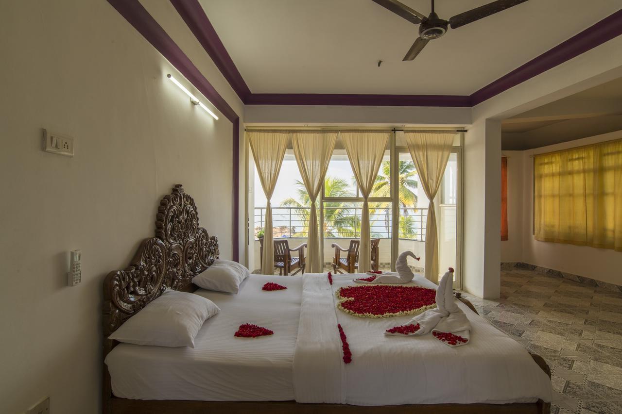 Surya Beach Resort コーバラム エクステリア 写真
